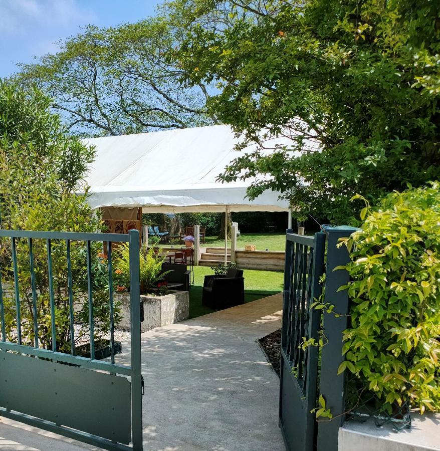 Hostellerie Du Parc Cambo-les-Bains Exterior photo